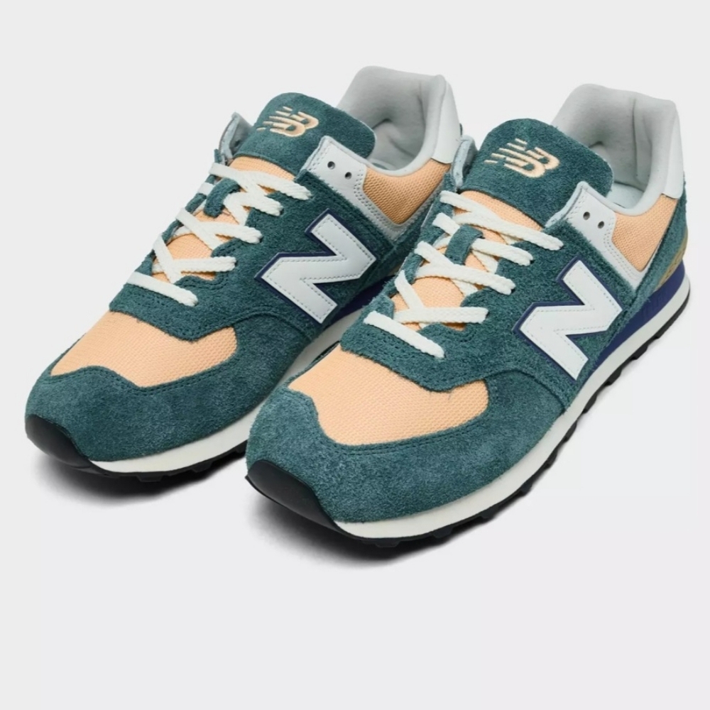 New Balance 574 - Picture 8 of 15